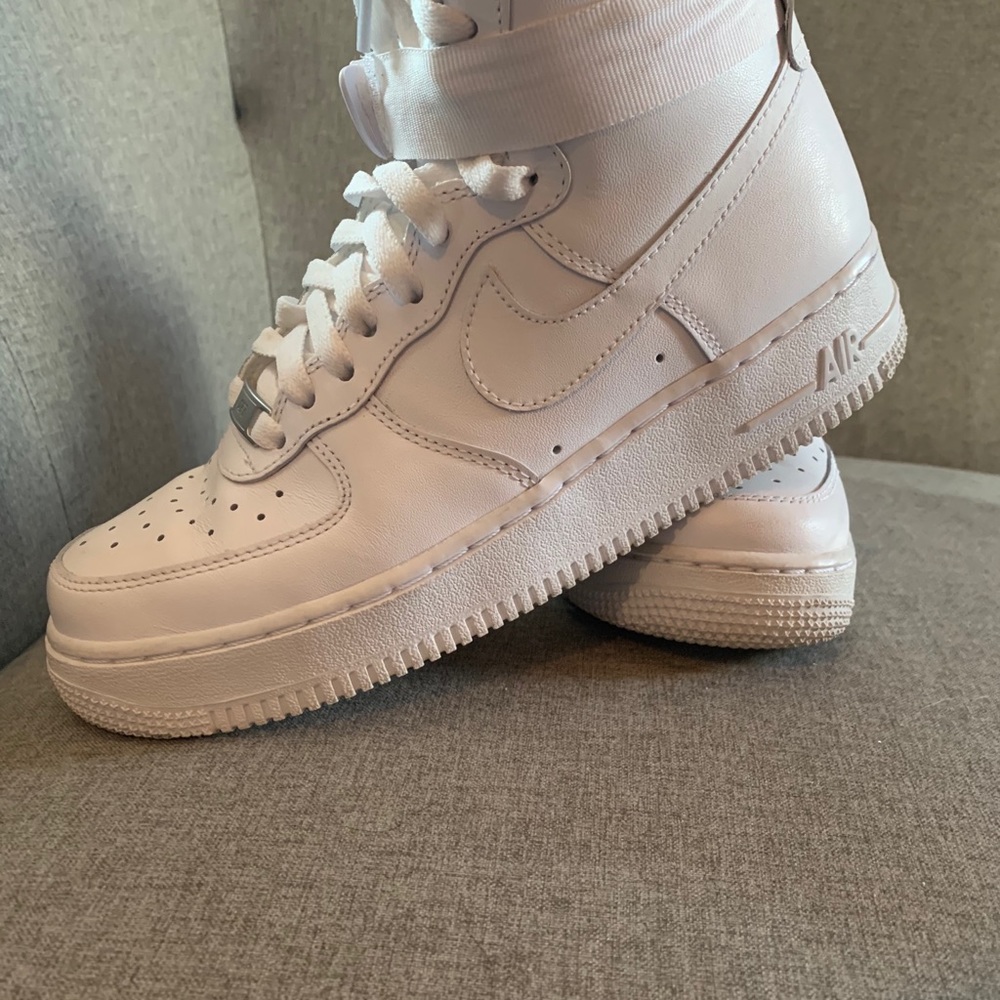 Triple White Nike AF1 size 7.5